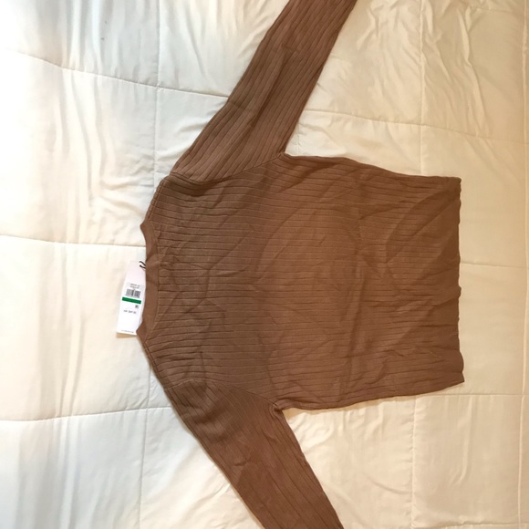 Calvin Klein button up sweater - Picture 5 of 8